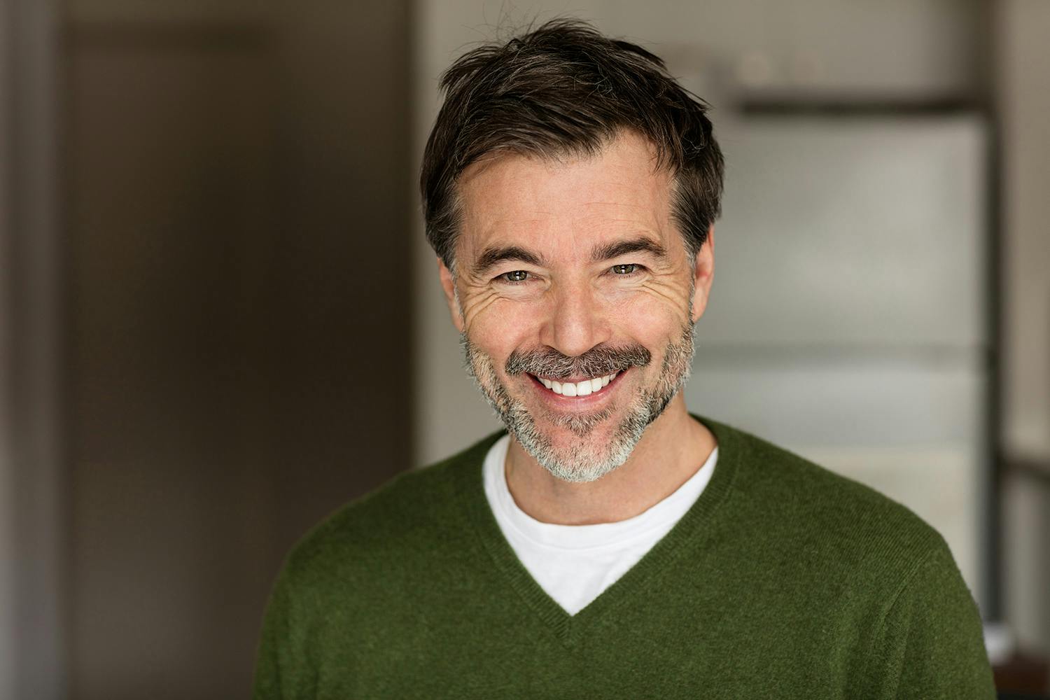 Portrettbilde med uskarp bakgrunn Portrettbilde med uskarp bakgrunn